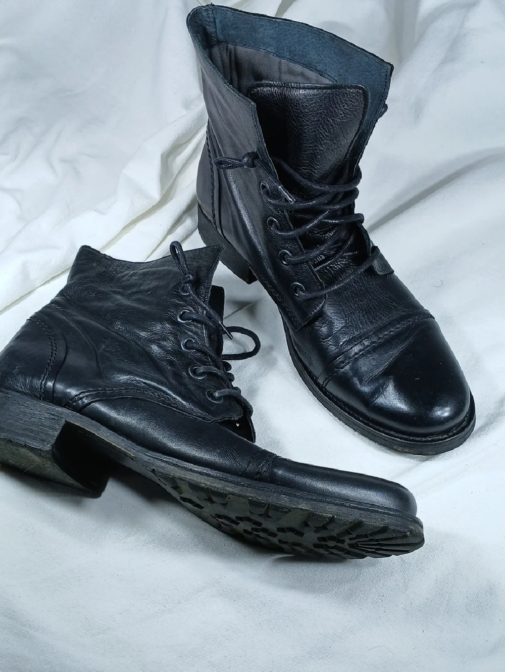 Black Leather Men's Lace-Up Combat Boots